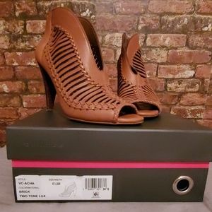 Vince Camuto bootie